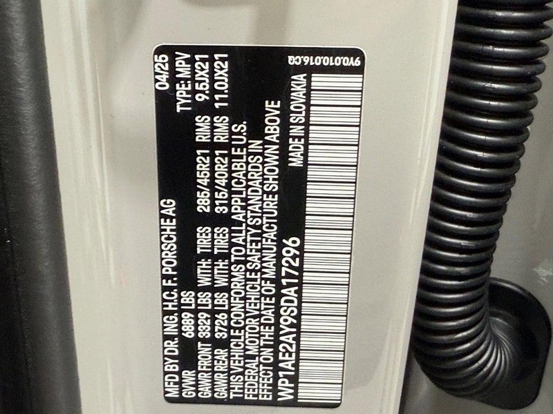 New 2025 Porsche Cayenne E-Hybrid image 25