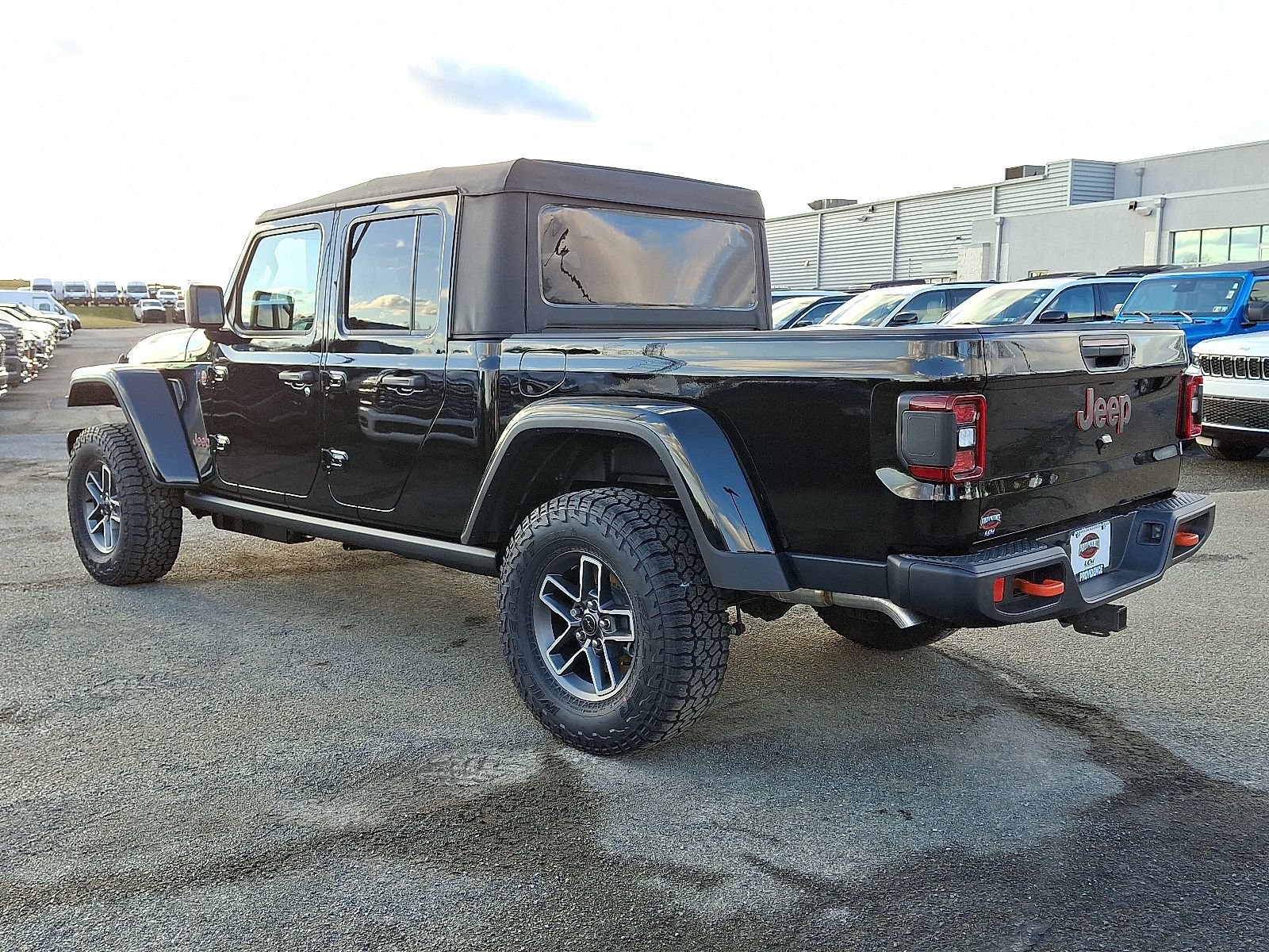 New 2026 Jeep Gladiator Mojave AWD/4WD image 3