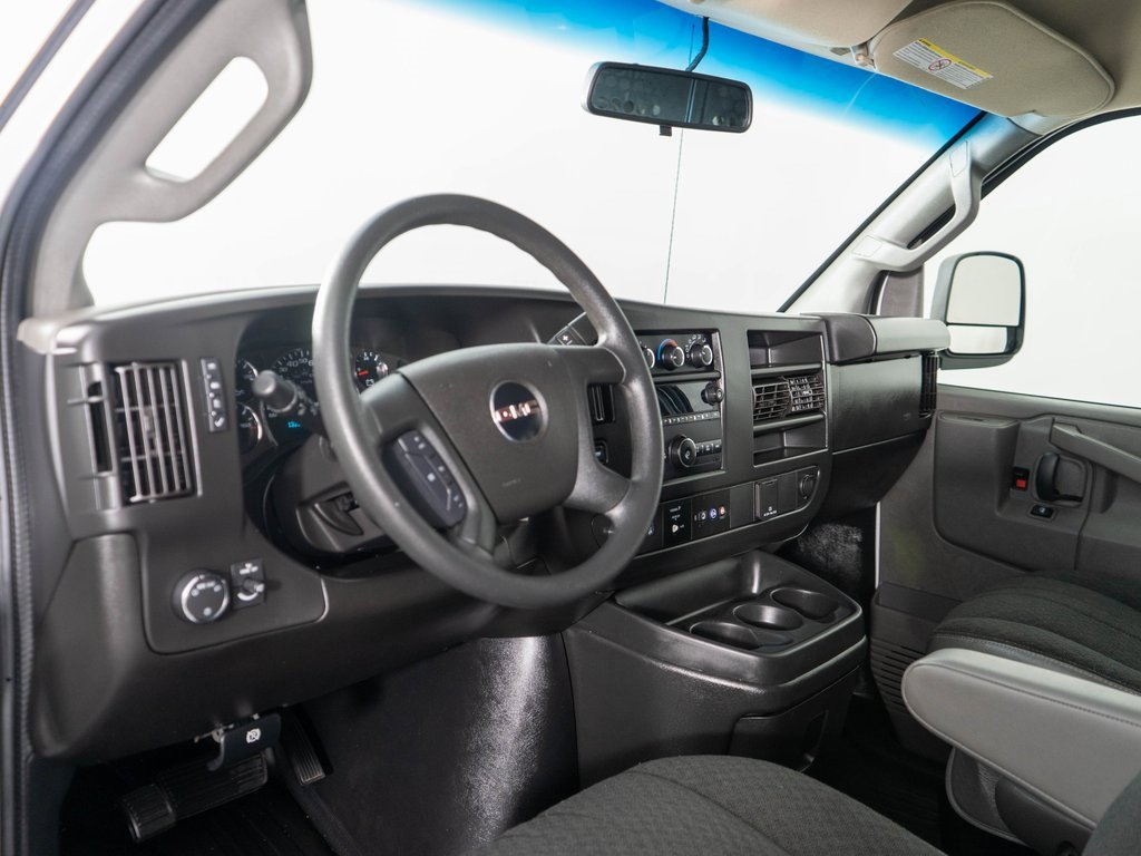 Used 2022 GMC Savana 2500 w/ Driver Convenience Package image 19