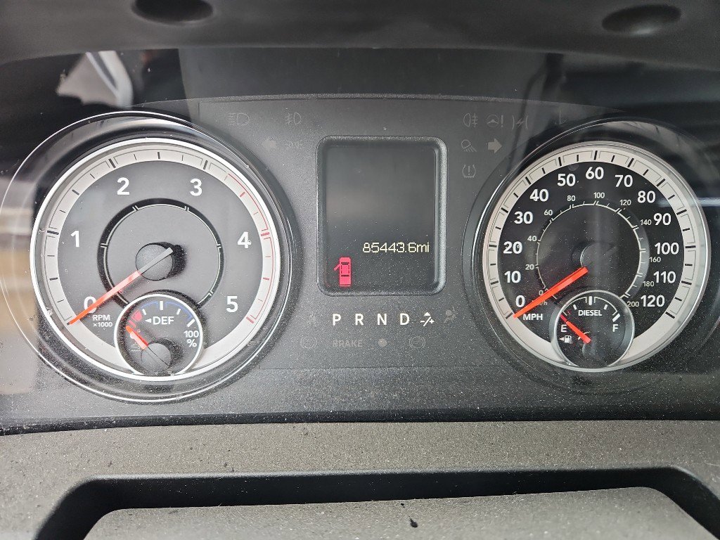 Used 2017 RAM 3500 Tradesman w/ Chrome Appearance Group image 9