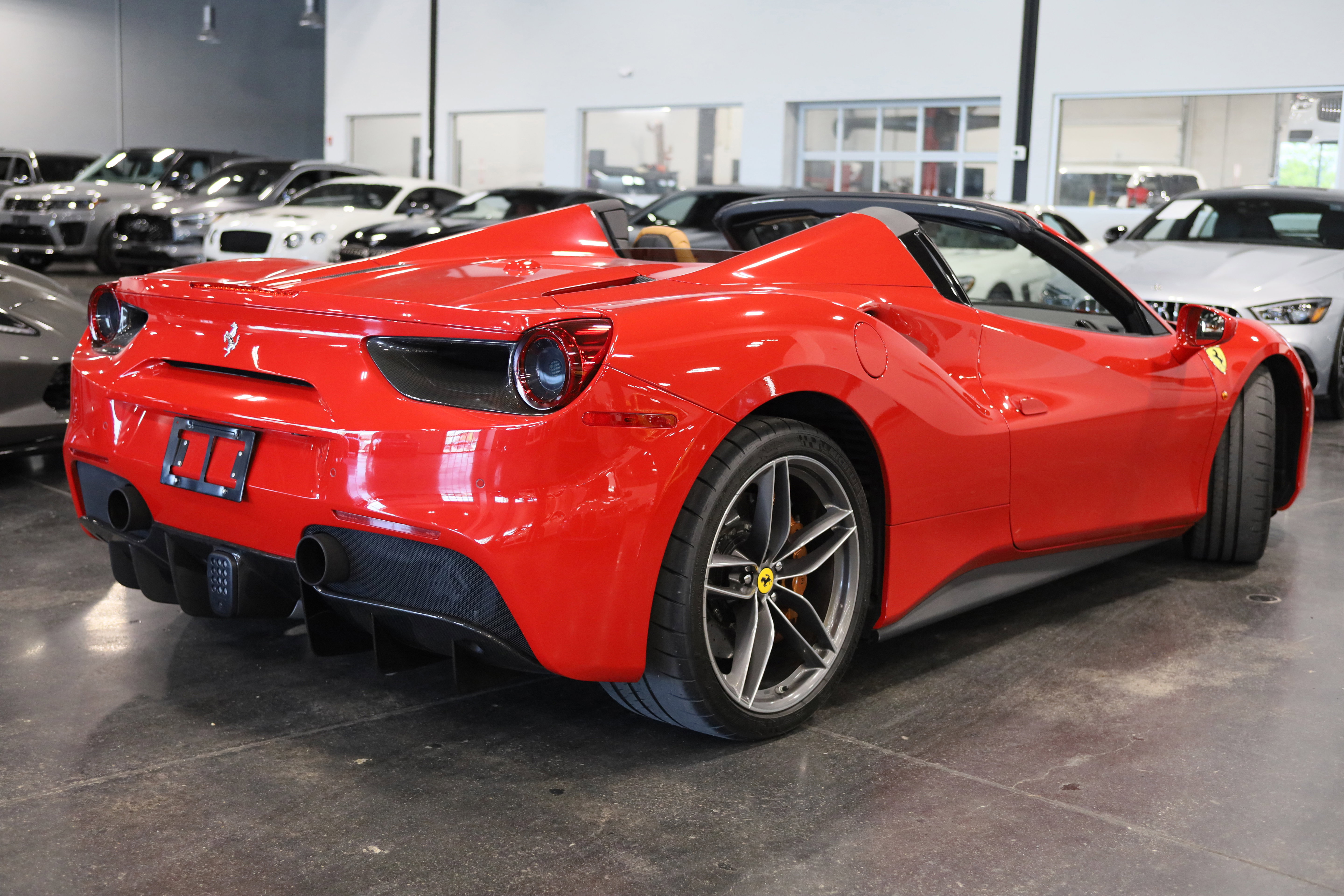 Used 2019 Ferrari 488 Spider image 6