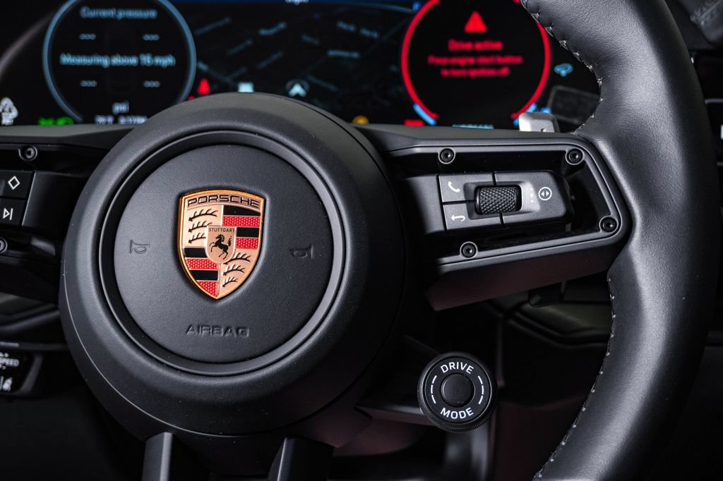 New 2026 Porsche Cayenne GTS AWD/4WD image 19