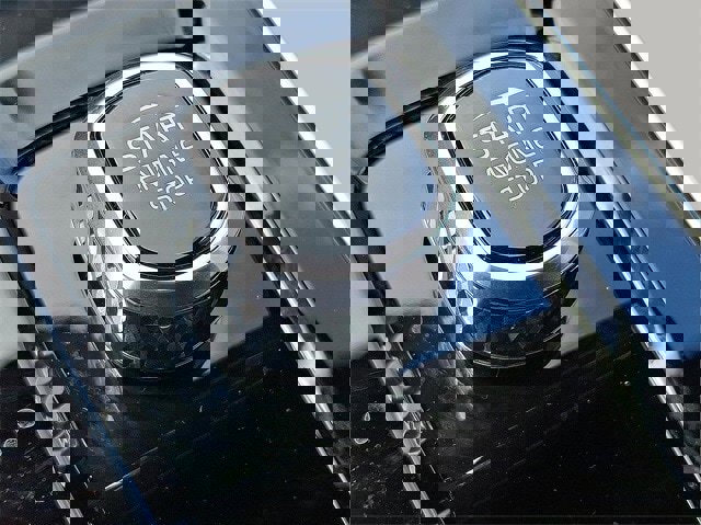 New 2026 Volvo XC90 B6 Plus w/ Protection Package Premier image 11