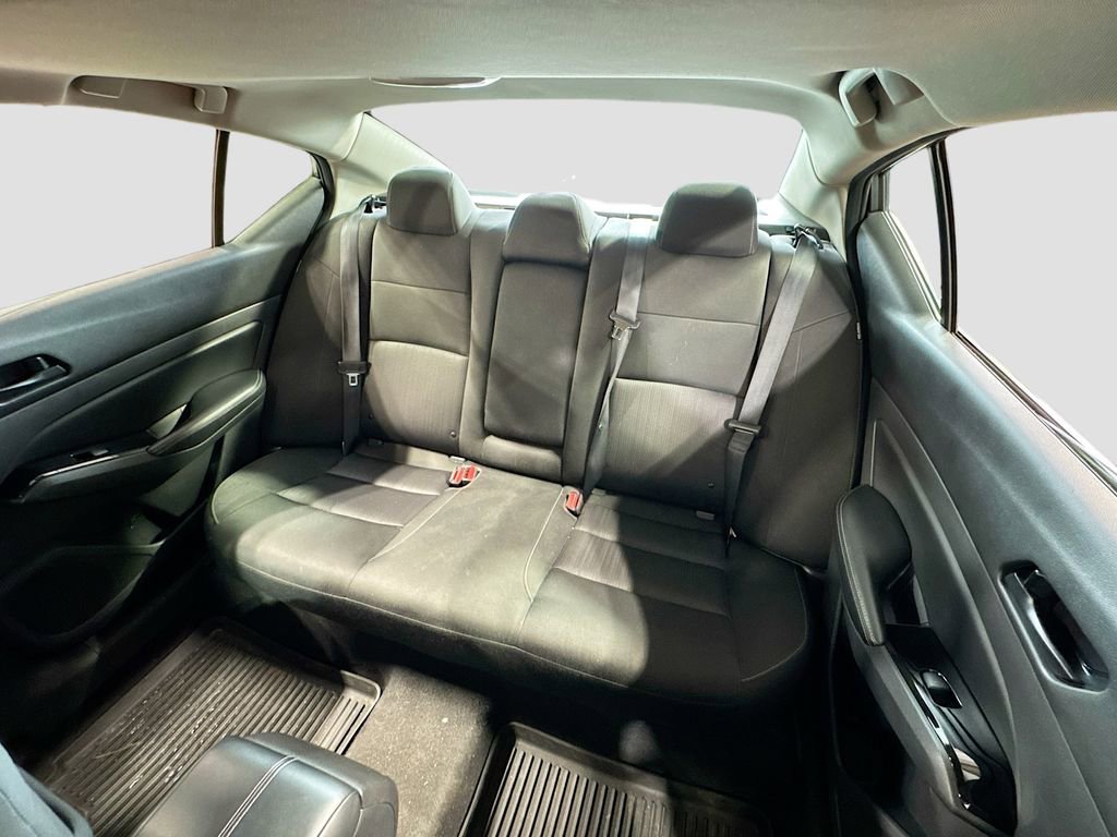 Used 2023 Nissan Altima 2.5 SV w/ SV Premium Package image 13