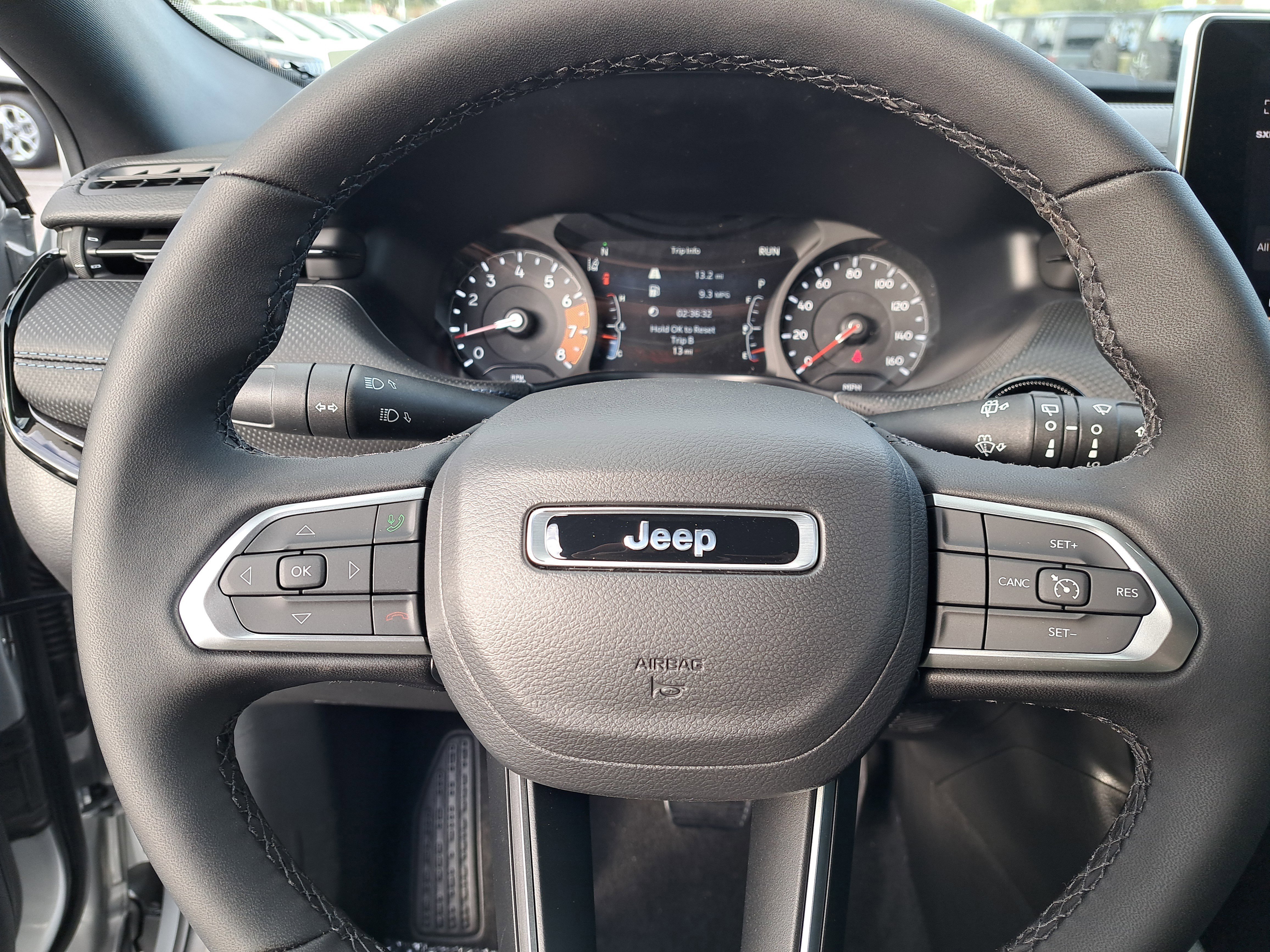 New 2026 Jeep Compass Latitude image 9