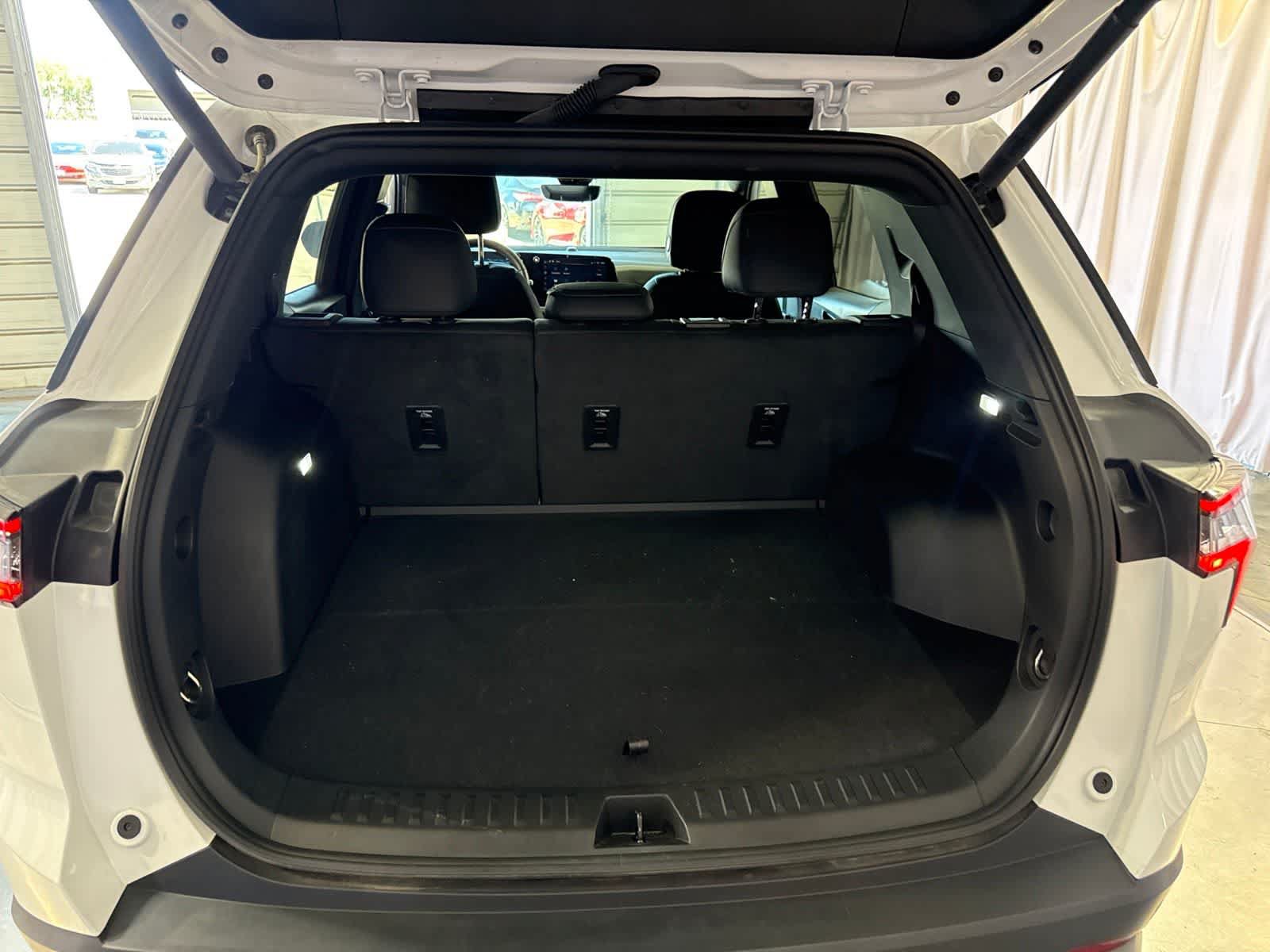 Used 2025 Chevrolet Equinox LT w/ Convenience Package II FWD image 15