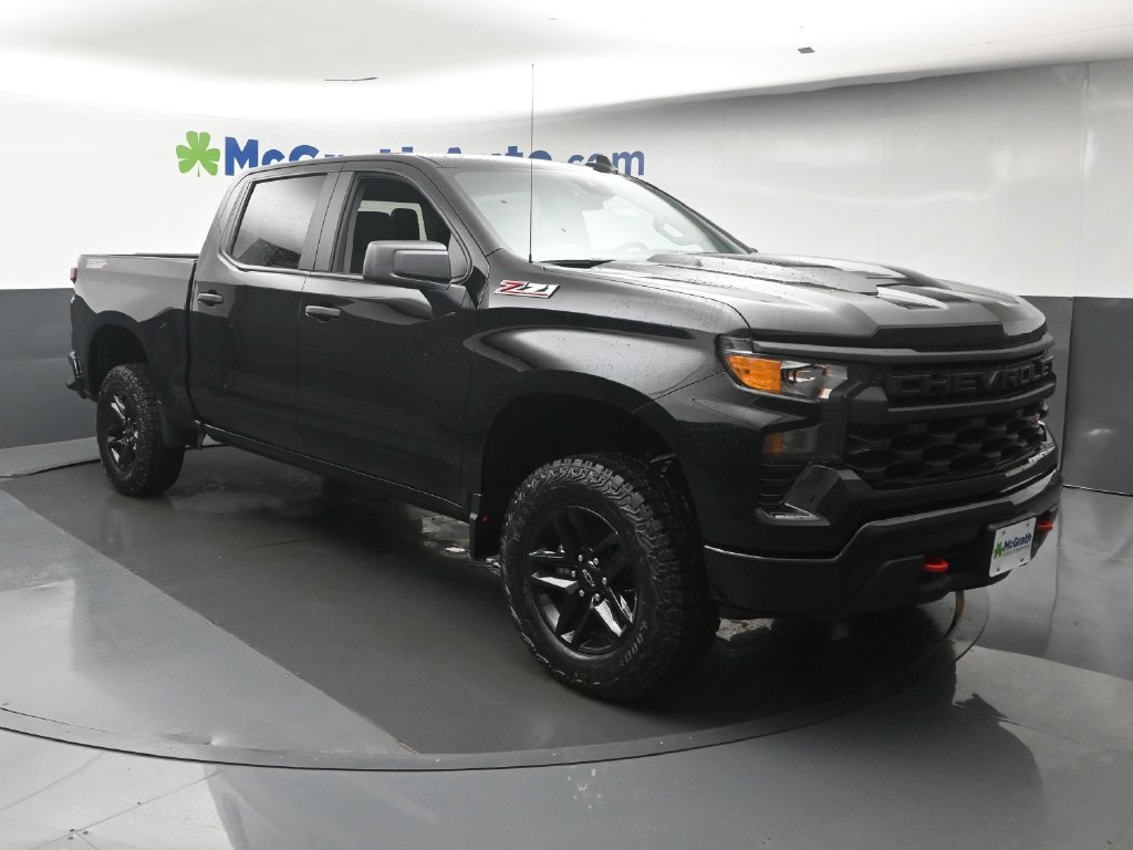 New 2026 Chevrolet Silverado 1500 Custom Trail Boss AWD/4WD image 2