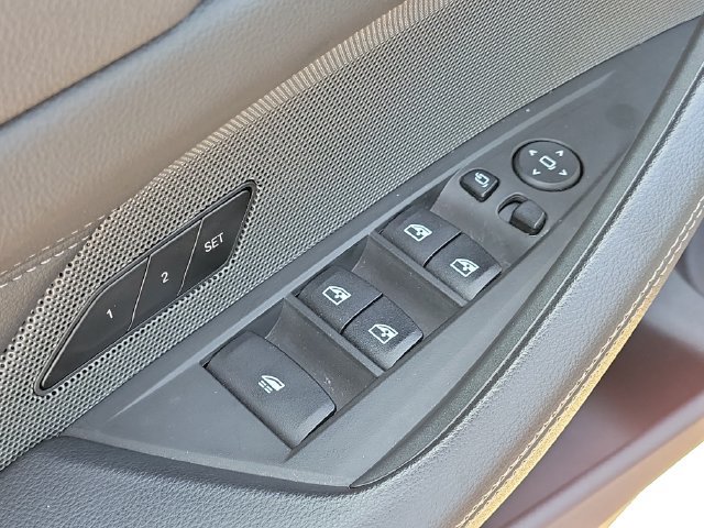 Used 2023 BMW M440i Convertible w/ Premium Package RWD image 18