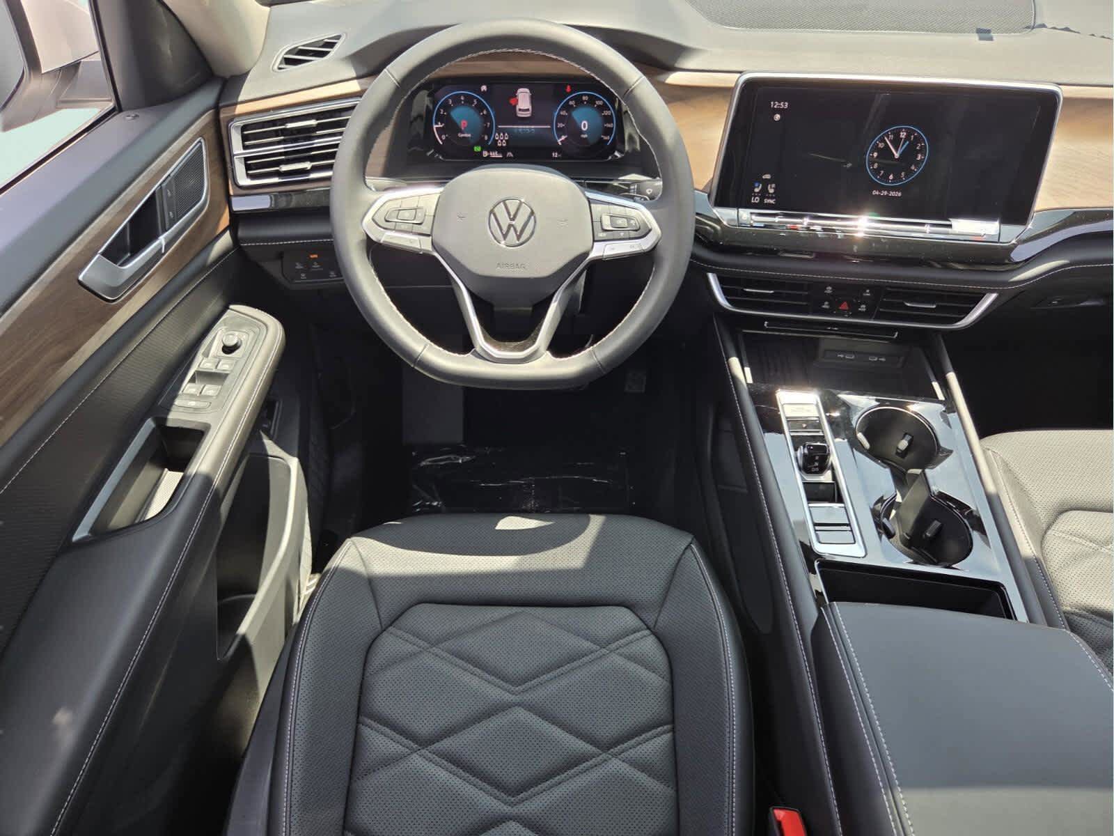 New 2026 Volkswagen Atlas SE FWD image 11