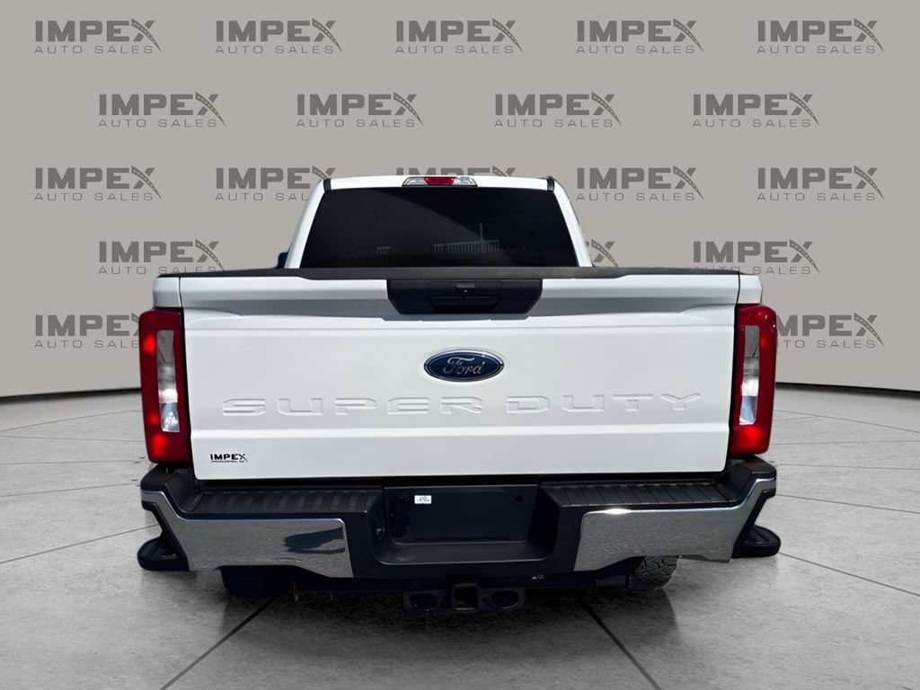 Used 2025 Ford F250 XLT w/ FX4 Off-Road Package AWD/4WD image 4