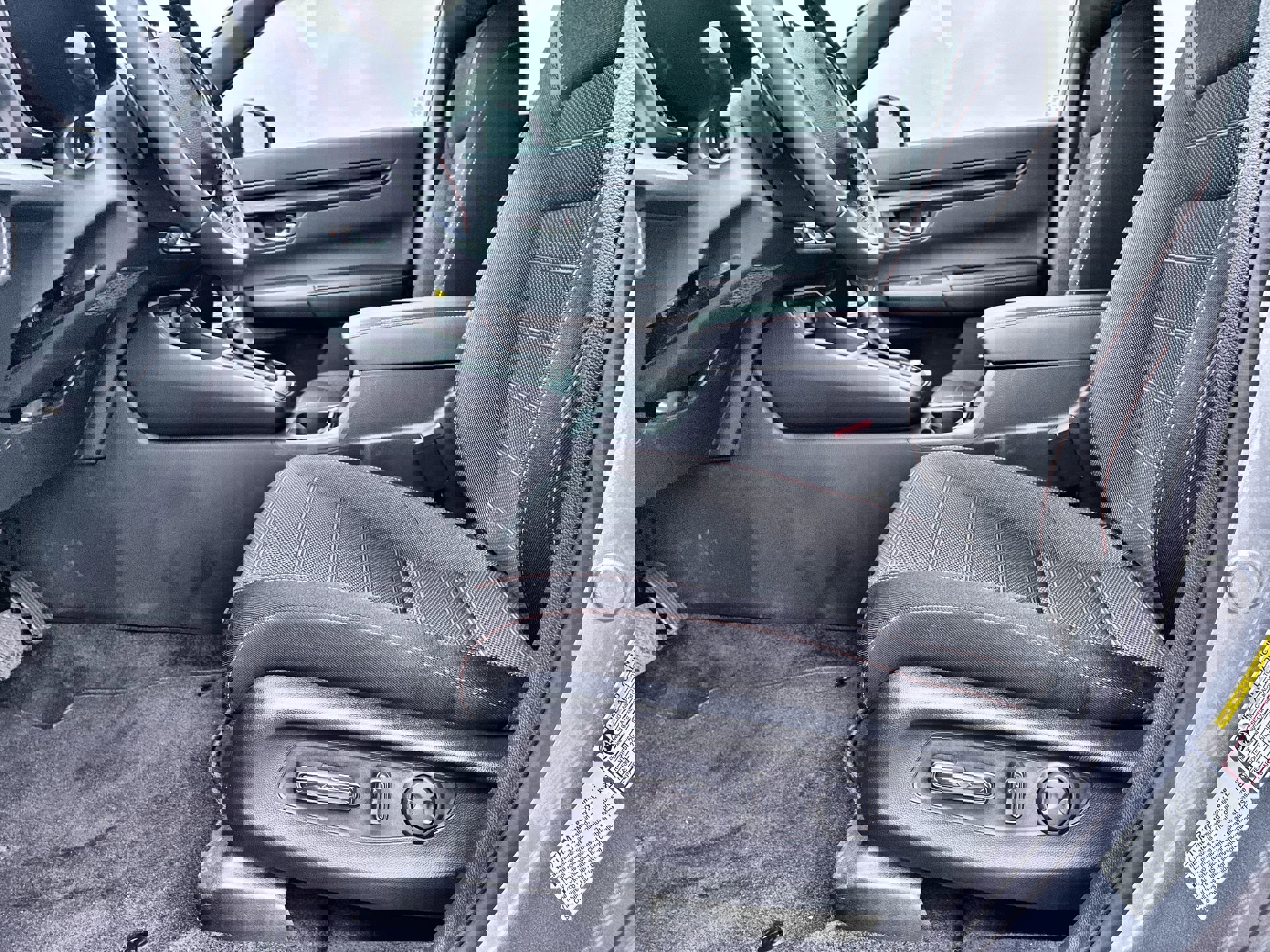 Certified 2025 Honda CR-V Sport image 18