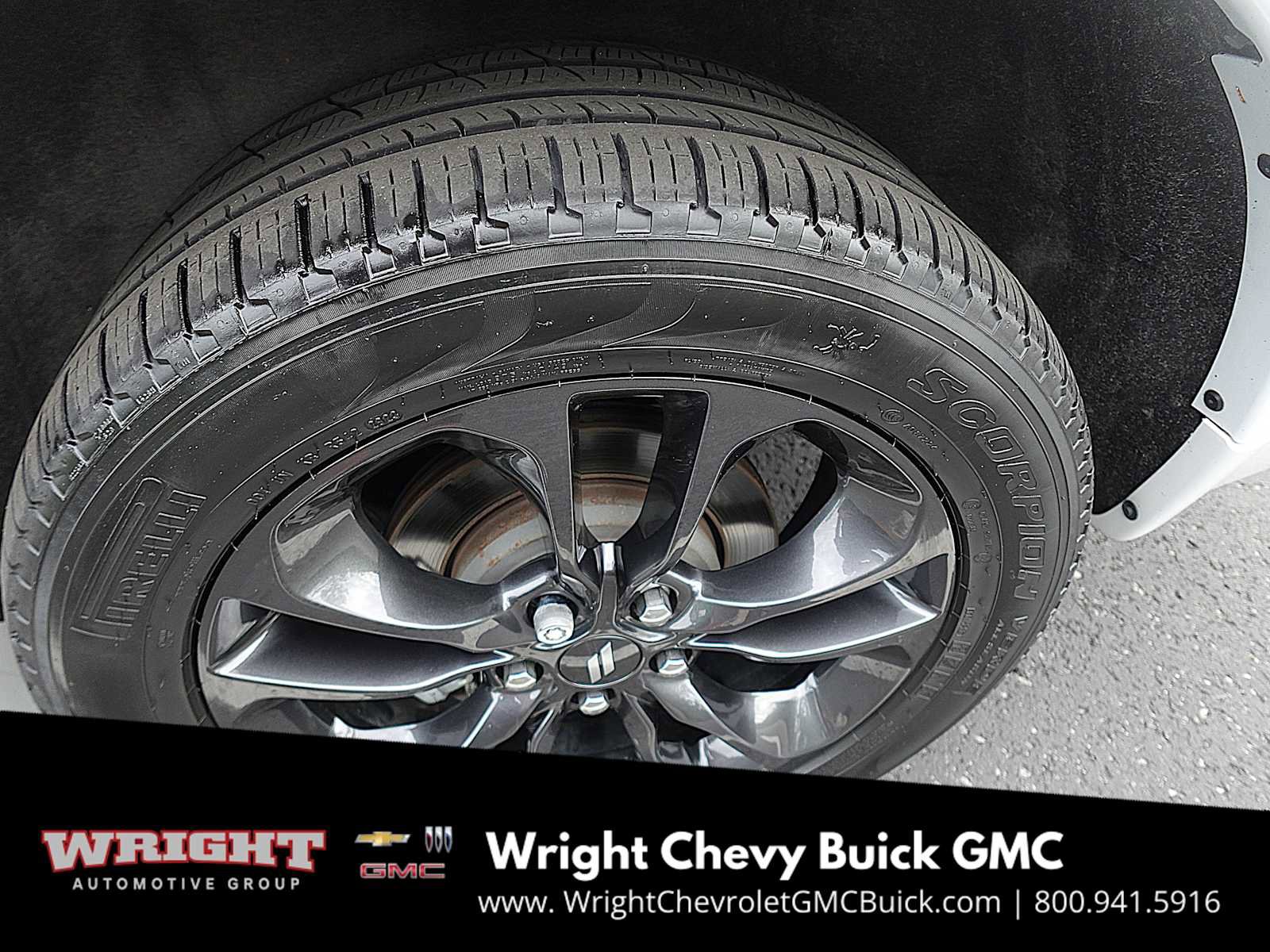 Used 2023 Dodge Durango GT image 34