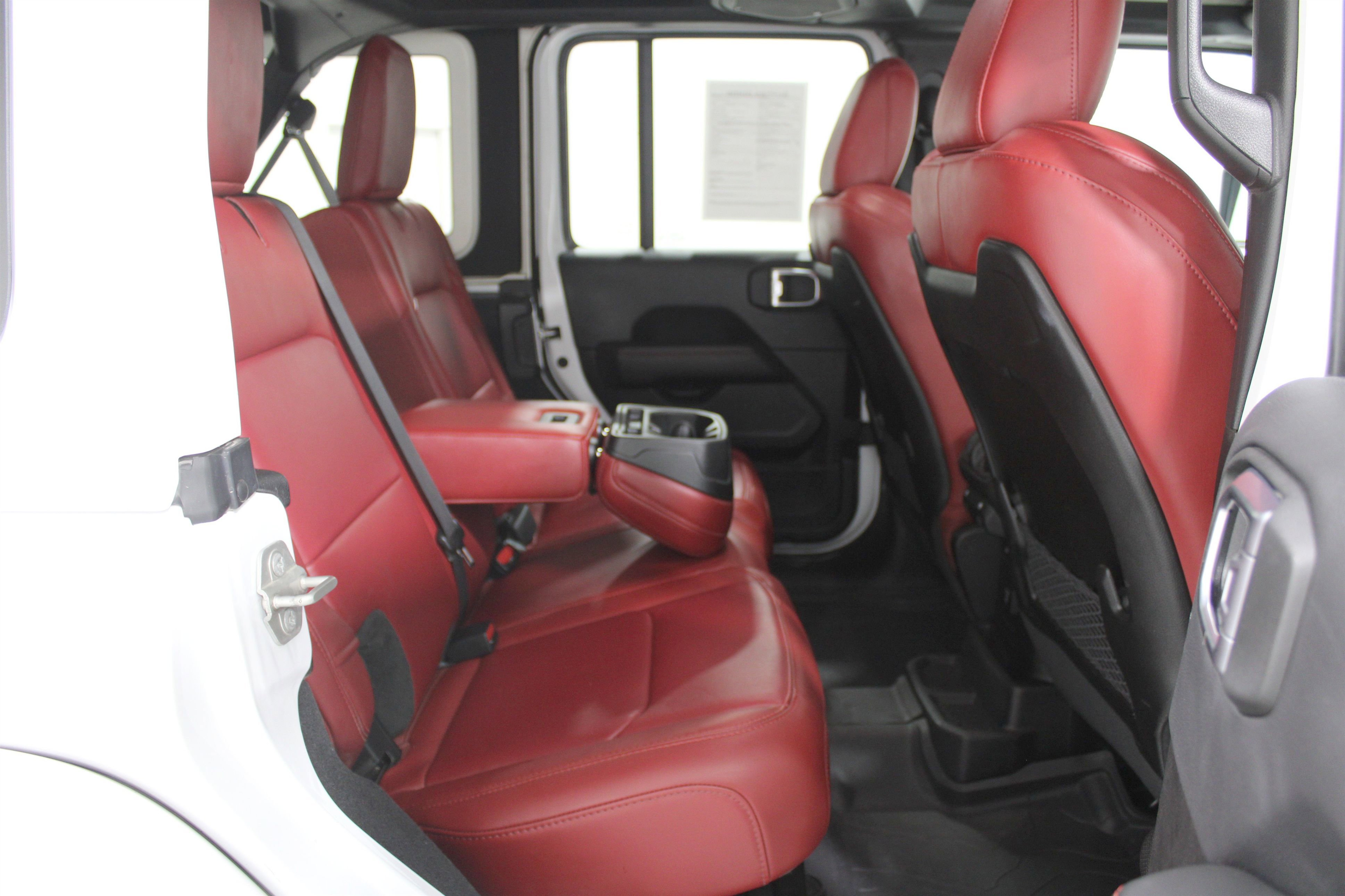 Used 2024 Jeep Wrangler Unlimited Rubicon 392 image 23