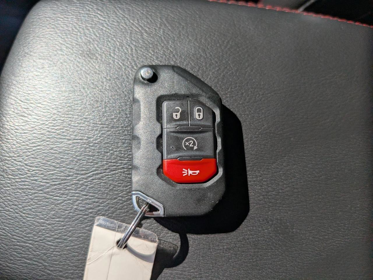 Used 2020 Jeep Wrangler Unlimited Rubicon AWD/4WD image 32