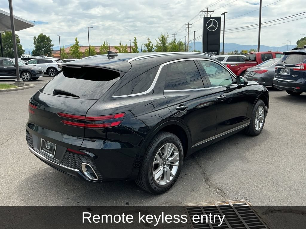 Used 2022 Genesis GV70 2.5T AWD/4WD image 8