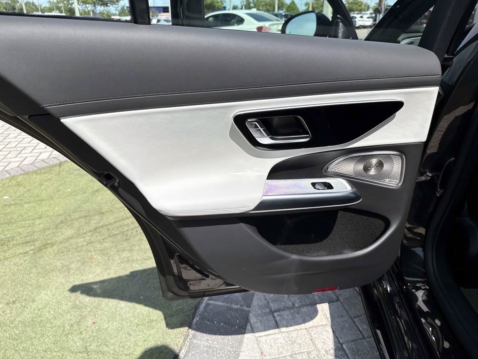 New 2026 Mercedes-Benz E 53 AMG e 4MATIC Sedan image 11