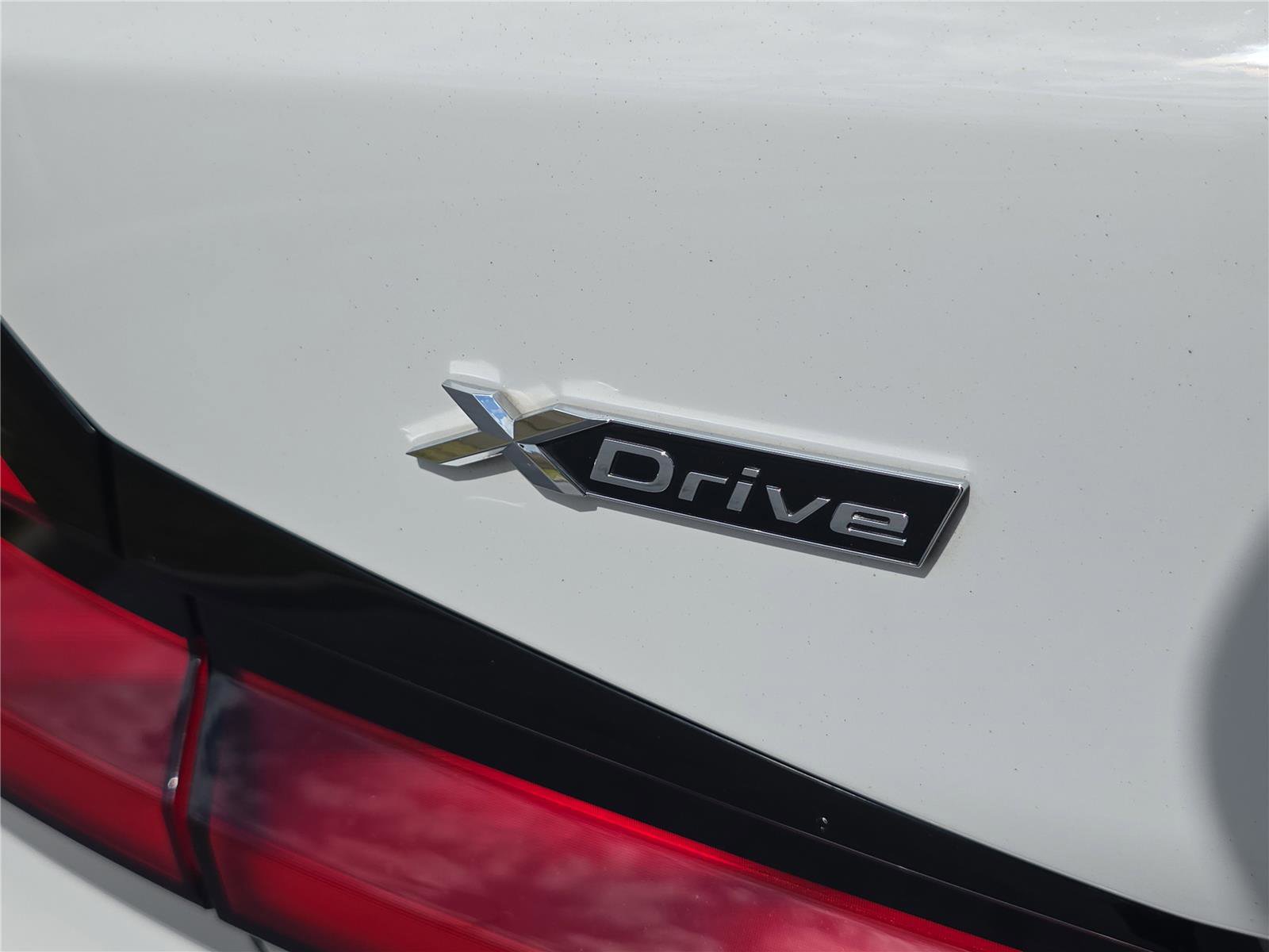 Certified 2023 BMW 540i xDrive w/ M Sport Package image 5