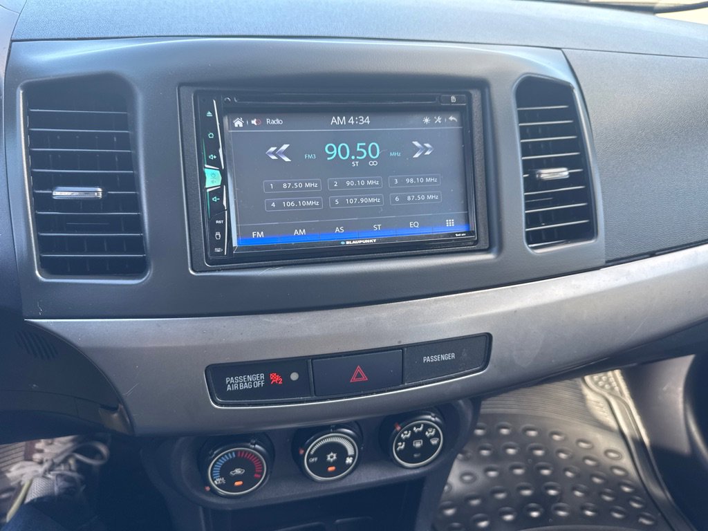 Used 2015 Mitsubishi Lancer DE image 25