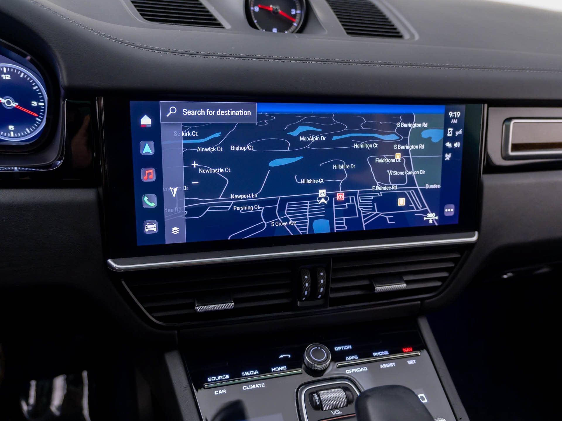 Certified 2023 Porsche Cayenne Platinum Edition AWD/4WD image 25