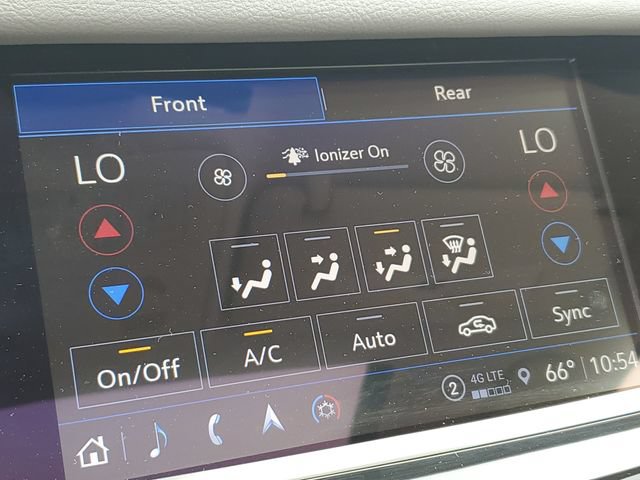 Certified 2024 Cadillac XT5 Premium Luxury w/ LPO, Floor Liner Package AWD/4WD image 15