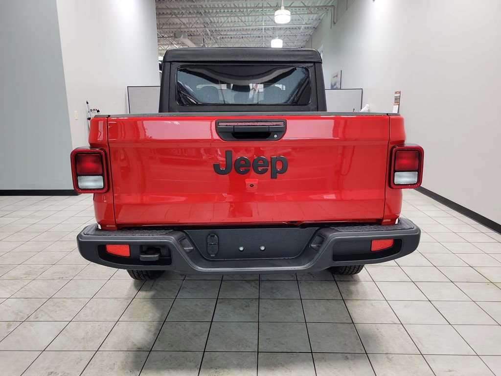 New 2026 Jeep Gladiator Sport AWD/4WD image 5