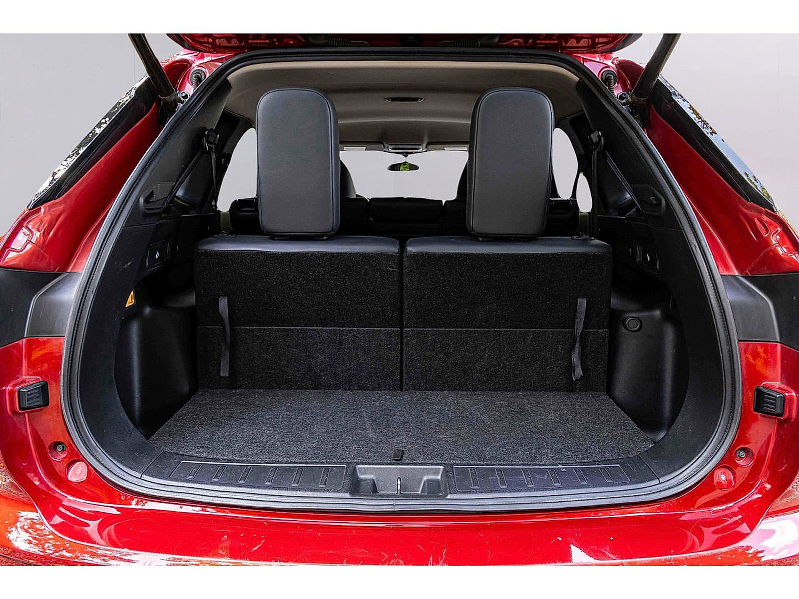 Used 2024 Mitsubishi Outlander AWD image 25