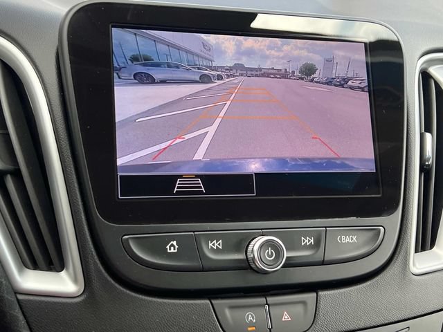Used 2024 Chevrolet Malibu RS FWD image 21