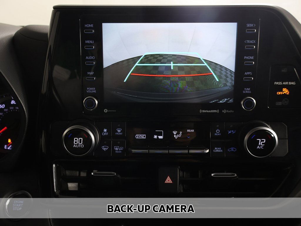 Used 2022 Toyota Highlander LE image 5