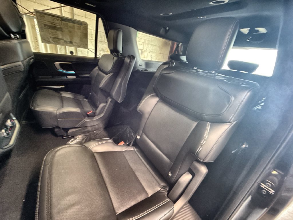 New 2027 Ford Expedition Max Platinum w/ Stealth Appearance Package AWD/4WD image 25