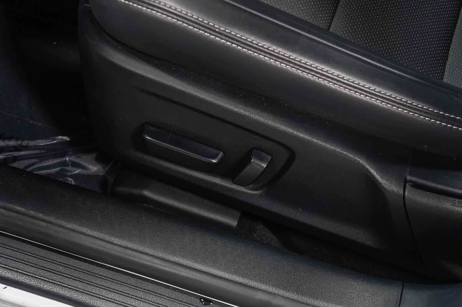 Used 2024 Lexus IS 300 F Sport RWD image 23