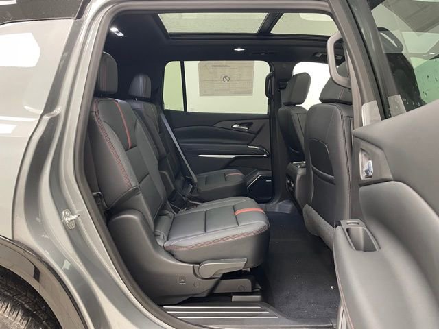 New 2026 Chevrolet Traverse RS w/ LPO, Floor Liner Package image 15