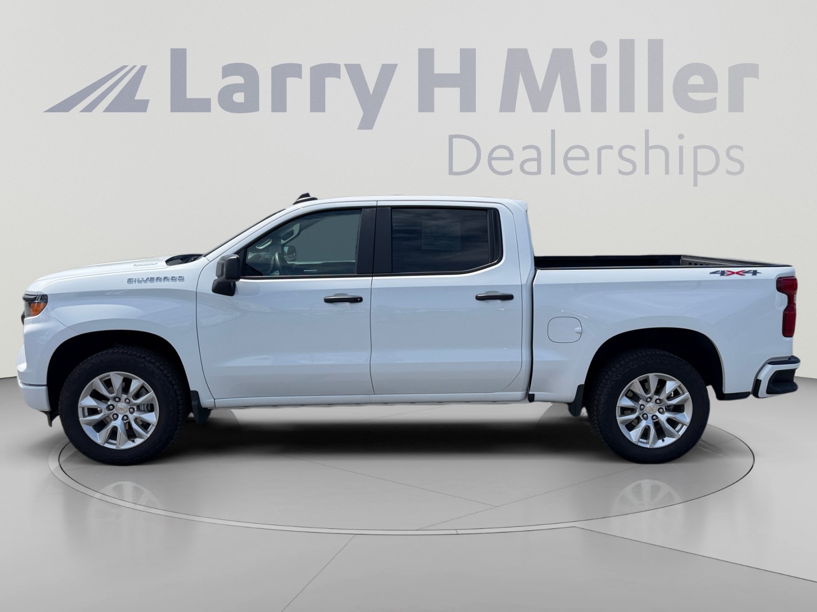 New 2026 Chevrolet Silverado 1500 Custom AWD/4WD video 2