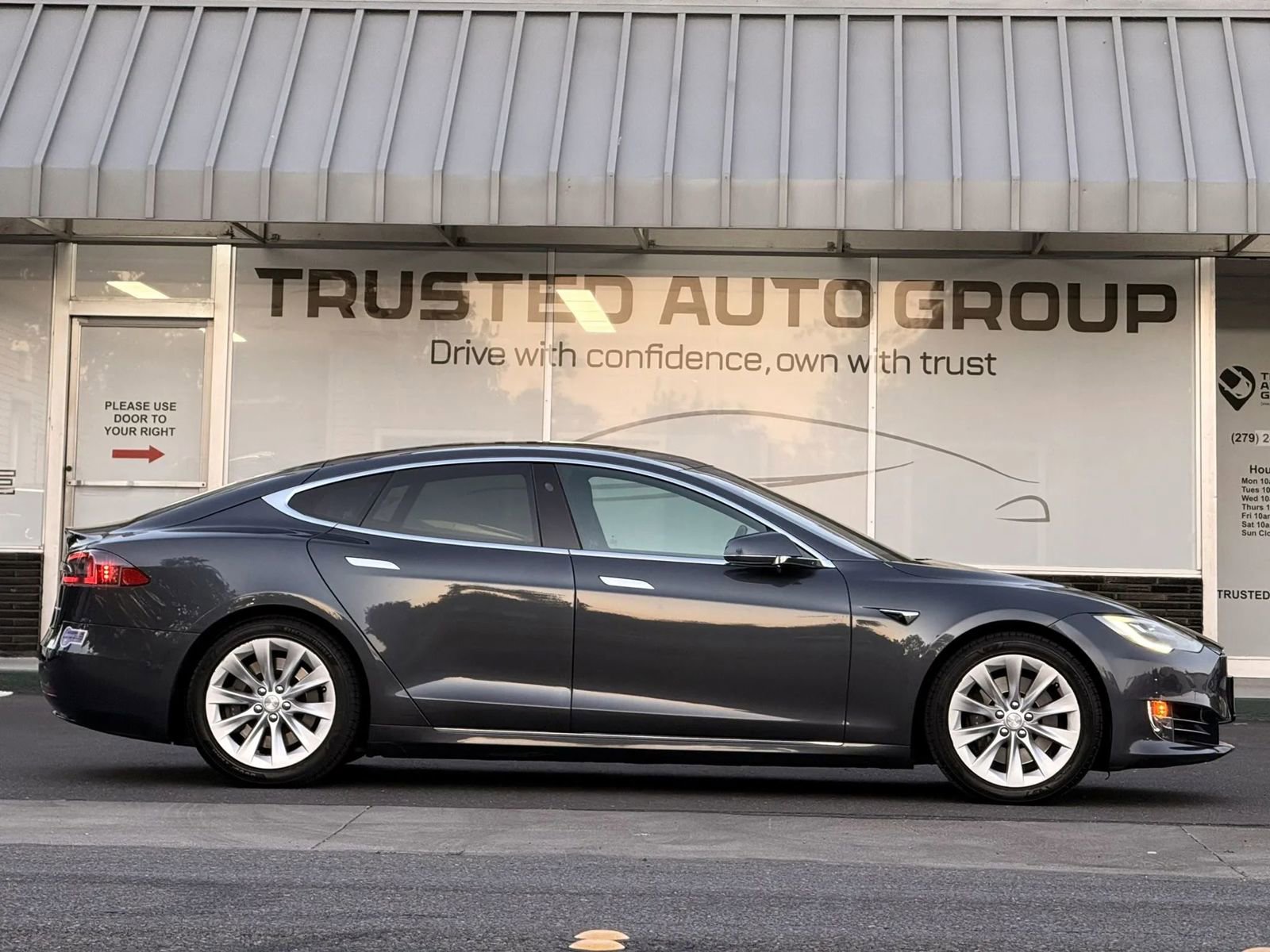 Used 2019 Tesla Model S Long Range AWD/4WD image 5