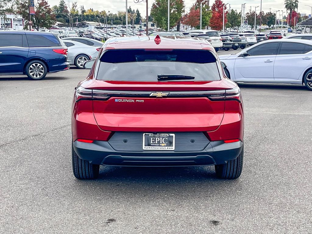 New 2026 Chevrolet Equinox EV LT image 3