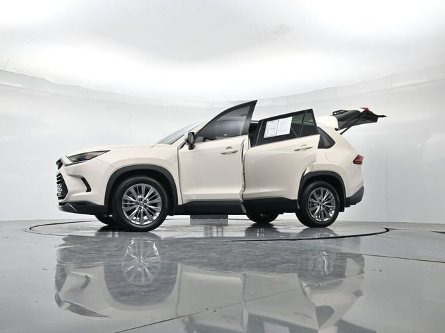 Used 2024 Toyota Grand Highlander Platinum image 56