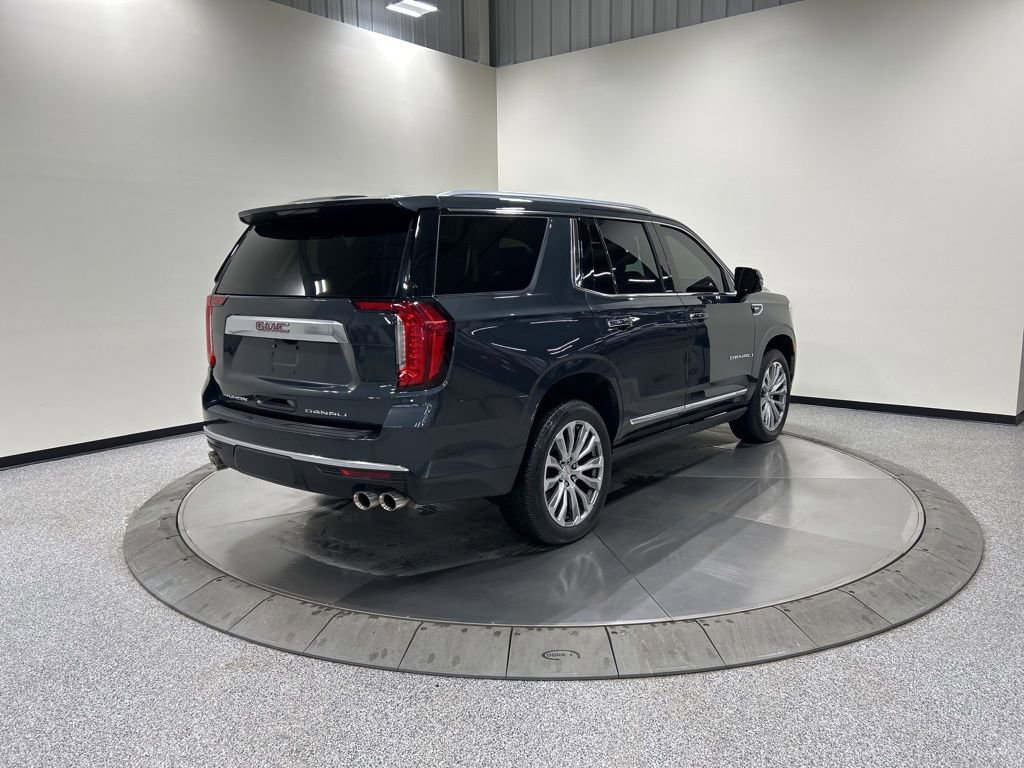 Used 2021 GMC Yukon Denali w/ Denali Premium Package image 6