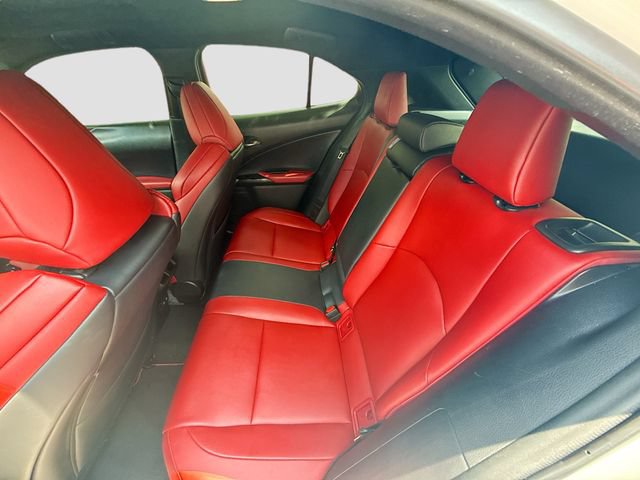 Used 2020 Lexus UX 250h F Sport w/ F Sport Premium Package AWD/4WD image 31