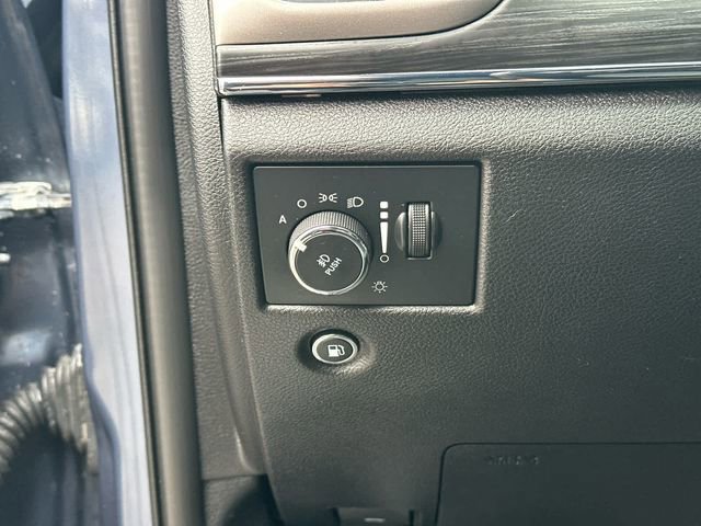 Used 2019 Jeep Grand Cherokee Limited AWD/4WD image 21