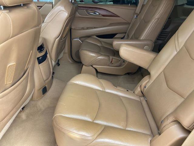 Used 2015 Cadillac Escalade Platinum AWD/4WD image 22