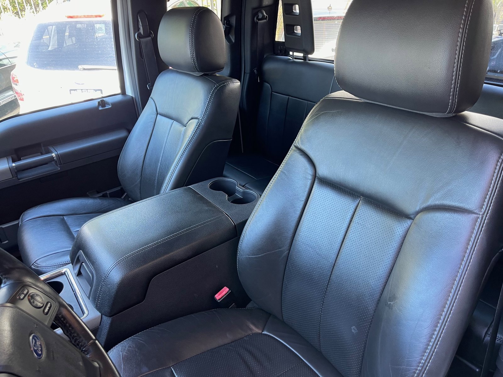 Used 2012 Ford F250 Lariat image 11
