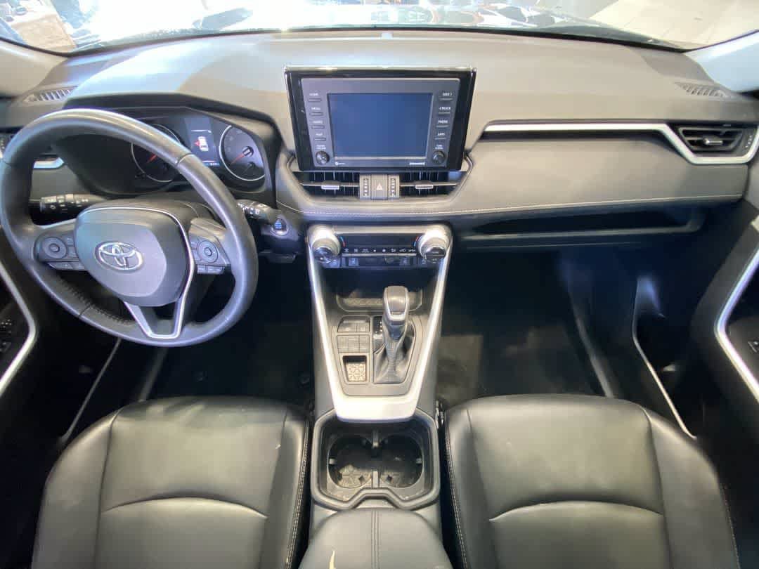 Used 2022 Toyota RAV4 XLE Premium AWD/4WD image 23
