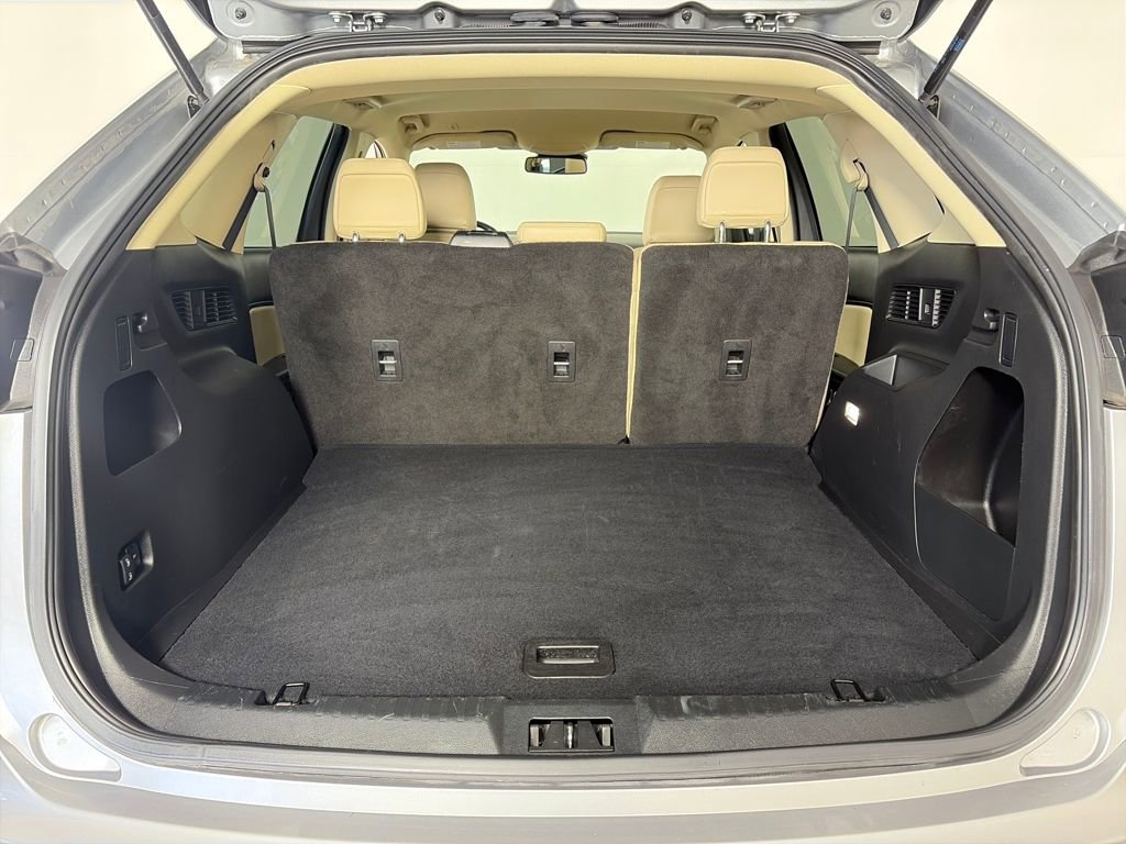 Used 2024 Ford Edge SEL image 27