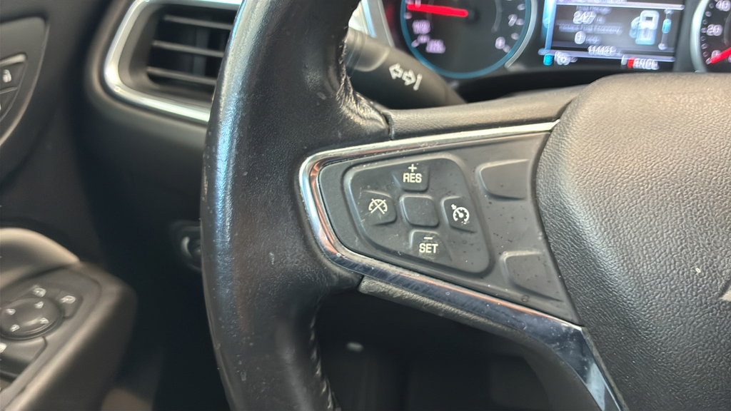 Used 2018 Chevrolet Equinox LT w/ Sun & Infotainment Package FWD image 36