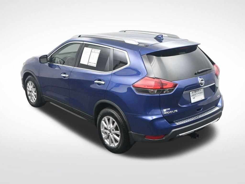 Used 2017 Nissan Rogue SV FWD image 37