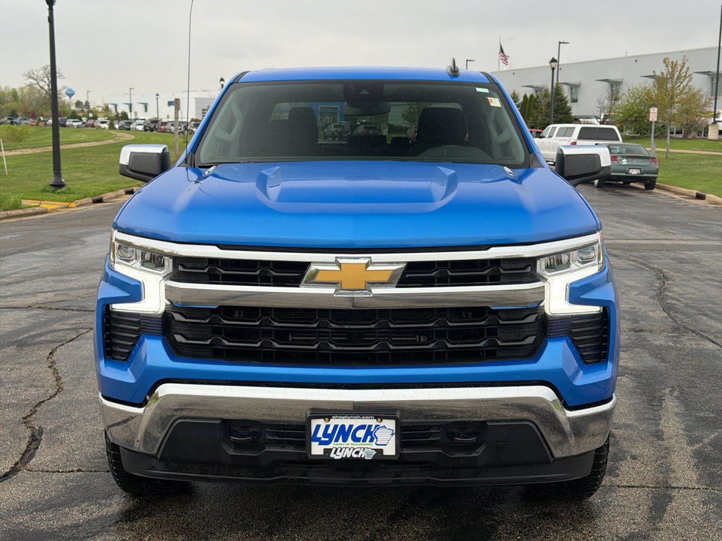 Used 2025 Chevrolet Silverado 1500 LT AWD/4WD image 7