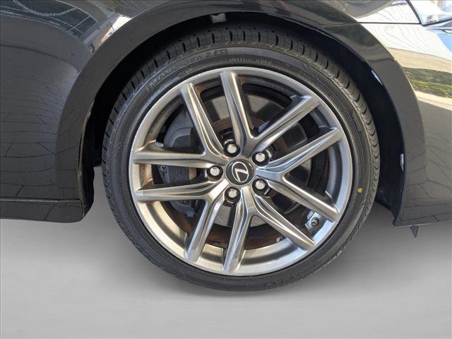 Used 2018 Lexus IS 300 F Sport w/ F Sport Package image 21