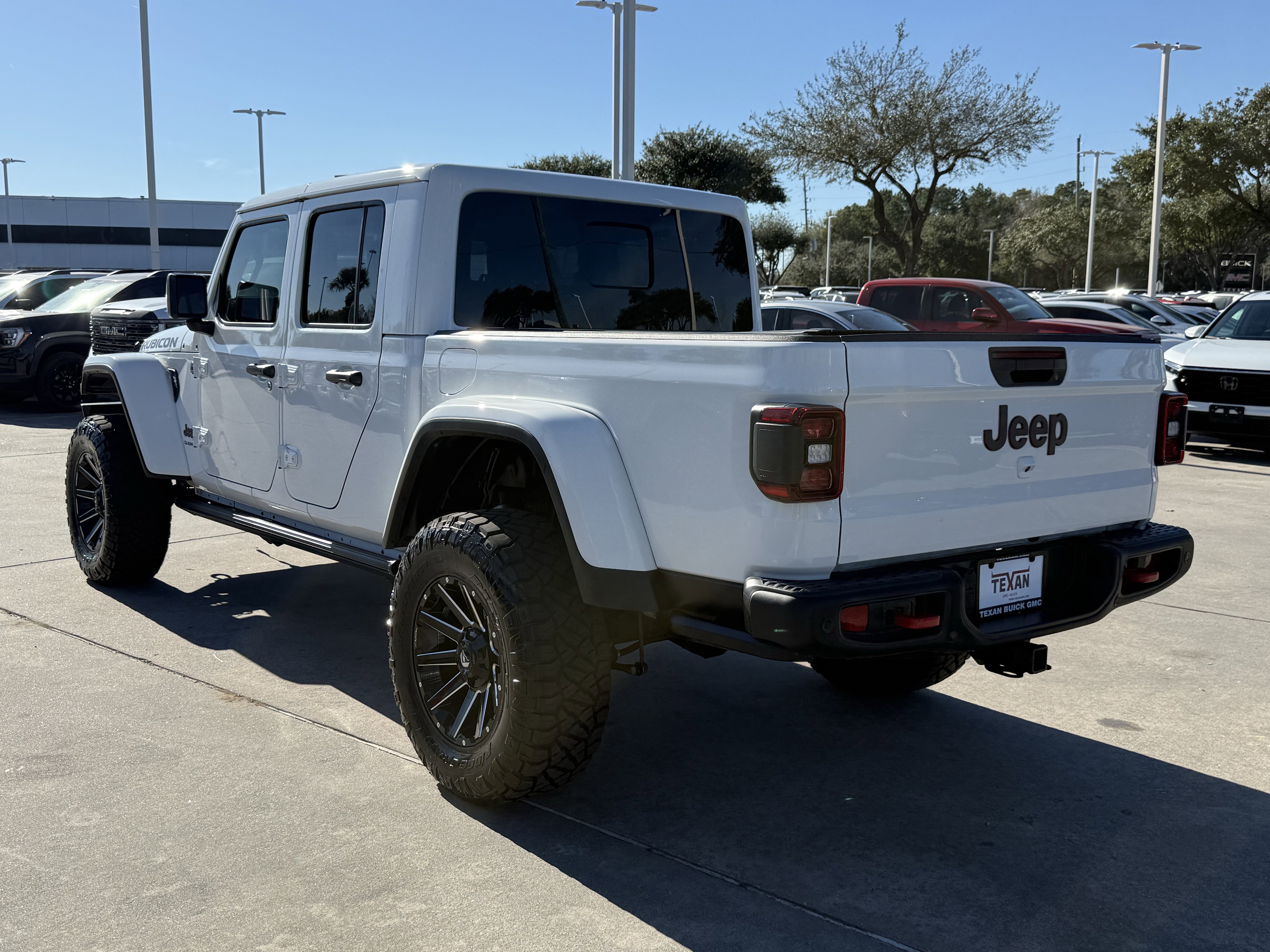 Used 2021 Jeep Gladiator Rubicon image 7