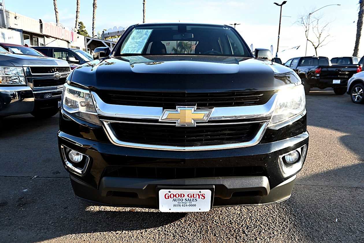Used 2015 Chevrolet Colorado LT w/ LT Convenience Package image 2