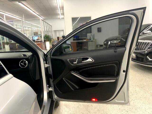 Used 2019 Mercedes-Benz GLA 250 image 29