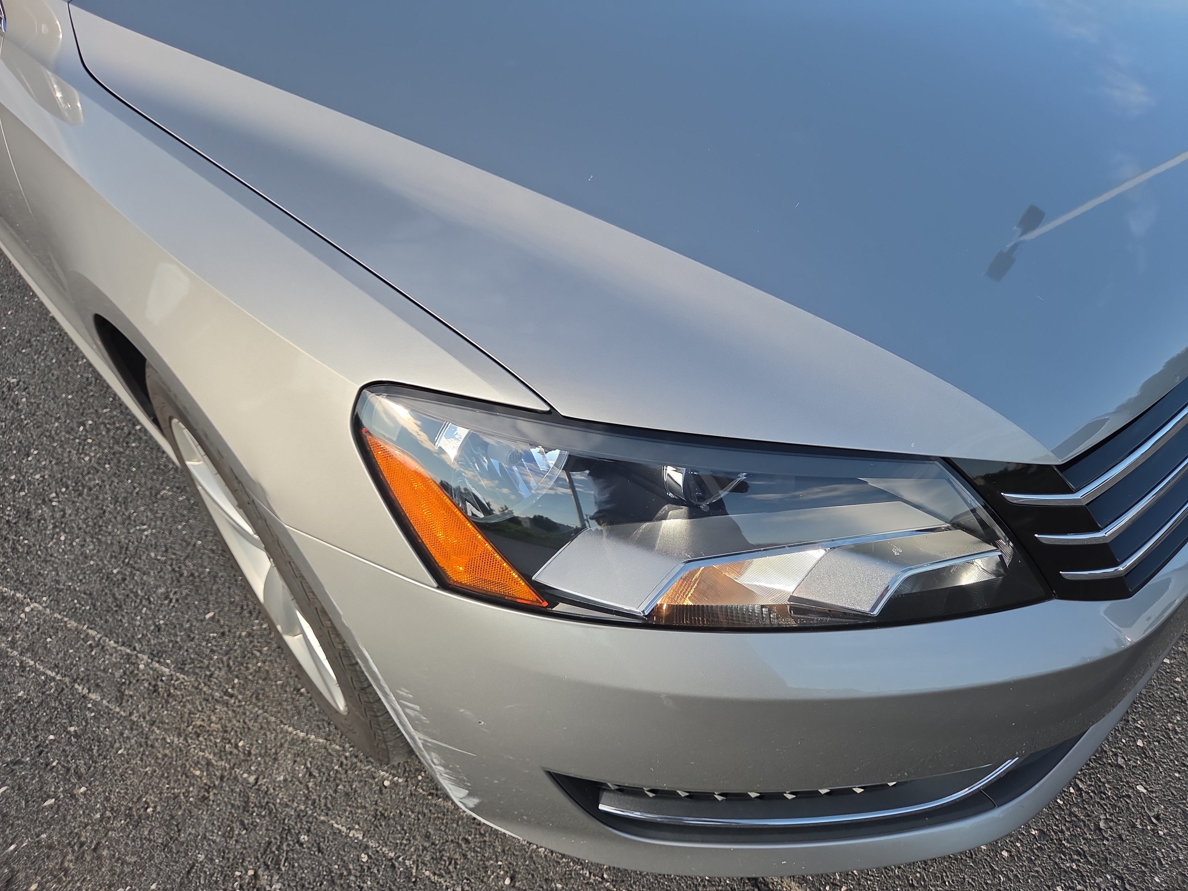 Used 2012 Volkswagen Passat 2.5 SE FWD image 18